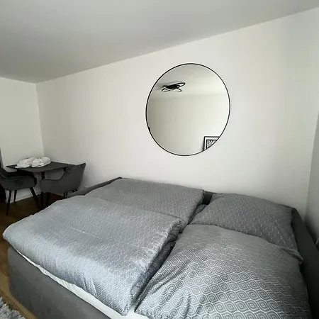 Apartment Xxxxx Munich