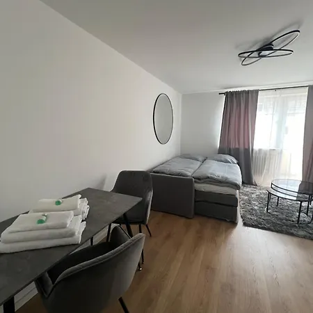 Xxxxx München